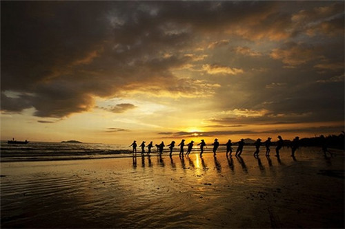 装修物业要签字合同吗（装修要与物业公司签装修协议）